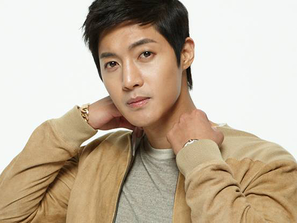 Ini Bukti Foto Luka Penganiayaan Kim Hyun Joong Pada Sang Kekasih